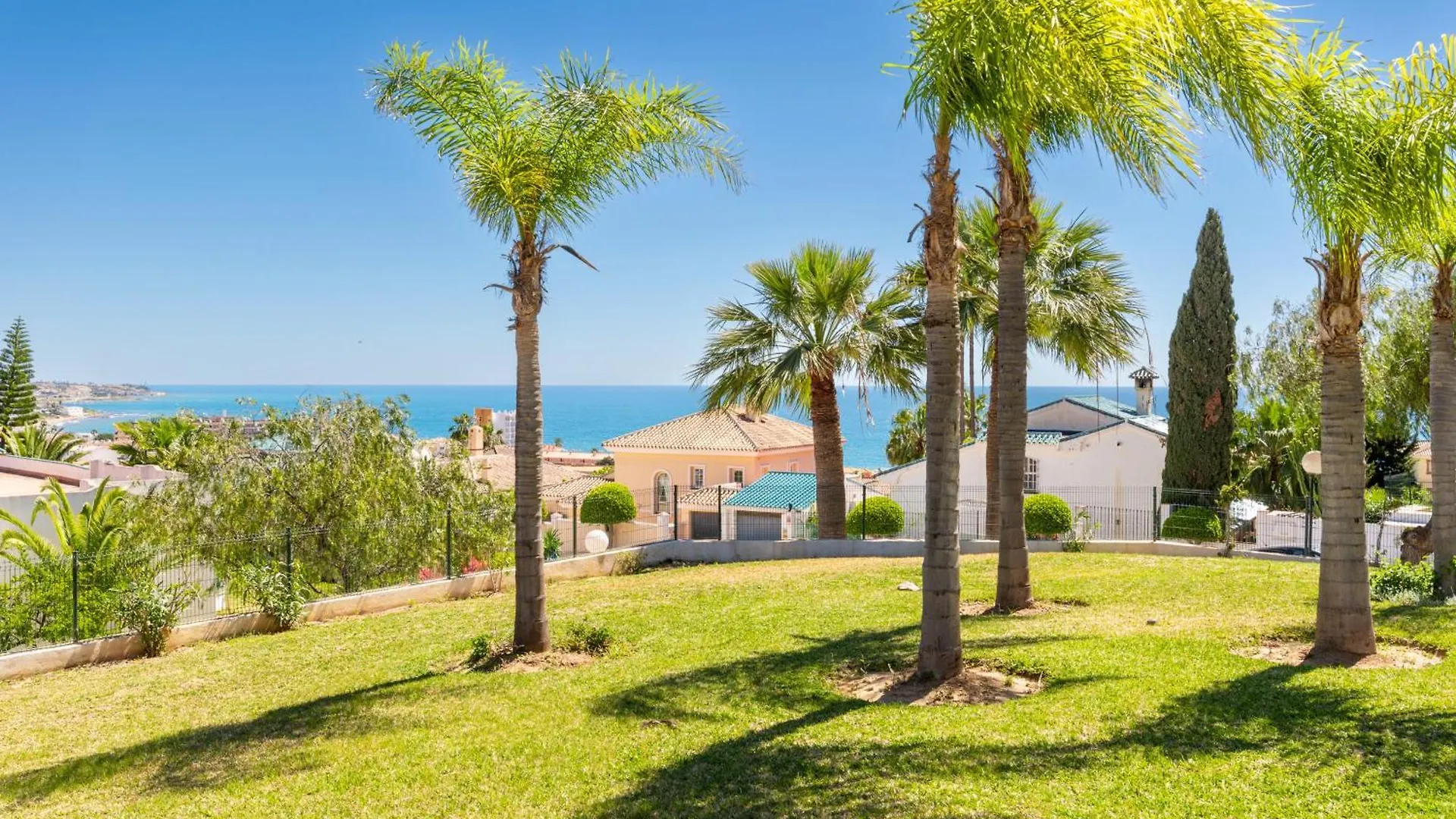 Penthouse La Cala With Dual Terraces And Spectacular Ocean Views Apartment La Cala De Mijas 0*,  Spain